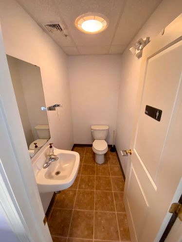 19 Bridge St, Kittery, ME 03904